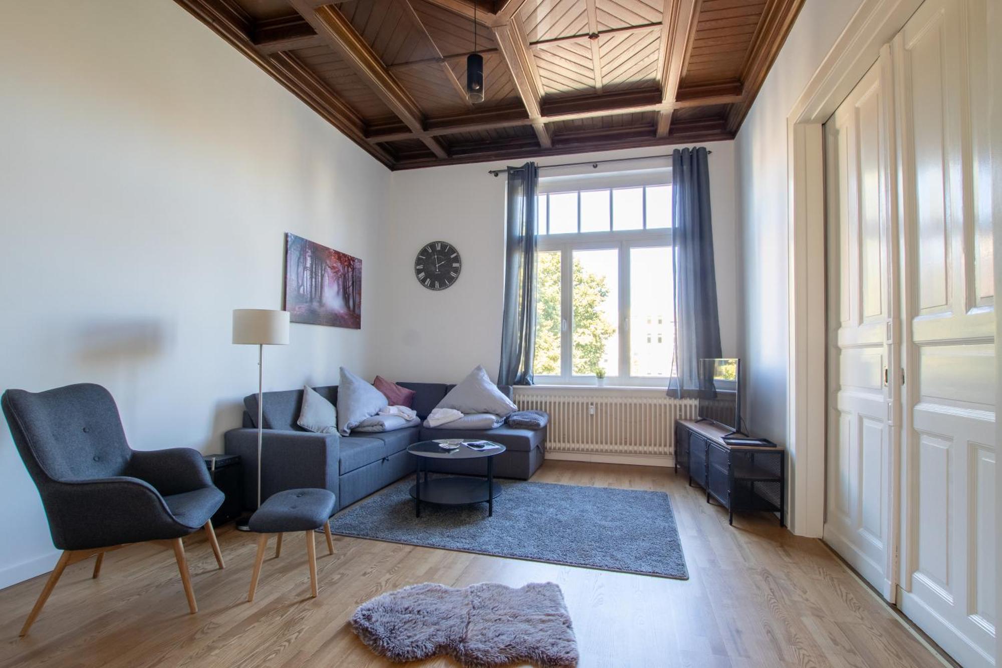 R&m I , Stadtvilla Mit Grossen Balkon, Parkplatz Und Blick Ins Grune Apartment